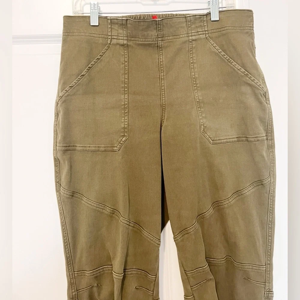 SPANX style cargo
